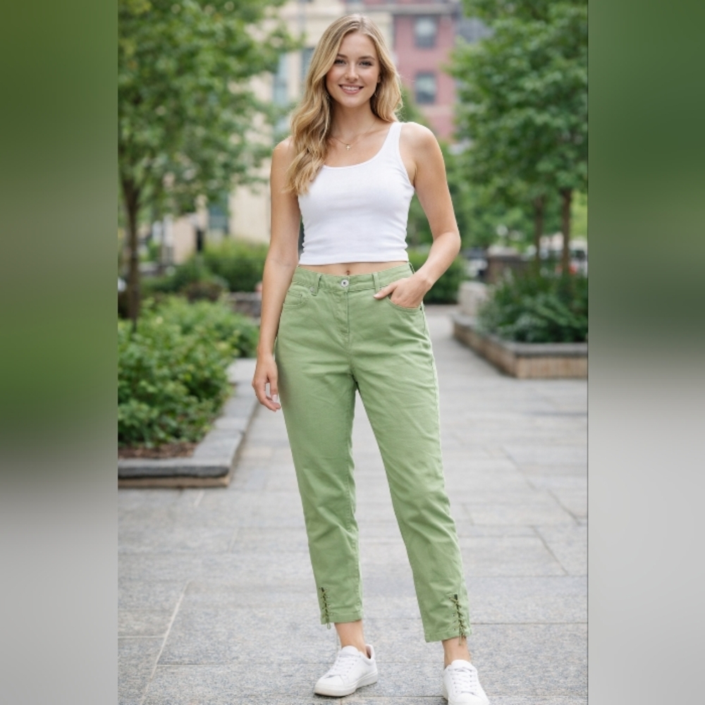 Stylish Olive Cropped Jeans for Women